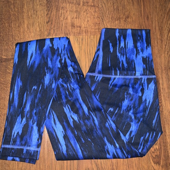 Lululemon Wunder Under Pant (Hi-Rise) - Picture 5 of 5